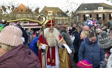 Lochem heet Sinterklaas feestelijk welkom