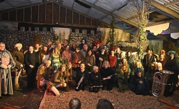 Van koeienstal tot betoverend theater: Sandra Boogert verbindt opnieuw met uniek spektakel ‘Ronja’