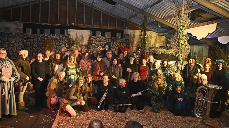 Van koeienstal tot betoverend theater: Sandra Boogert verbindt opnieuw met uniek spektakel ‘Ronja’