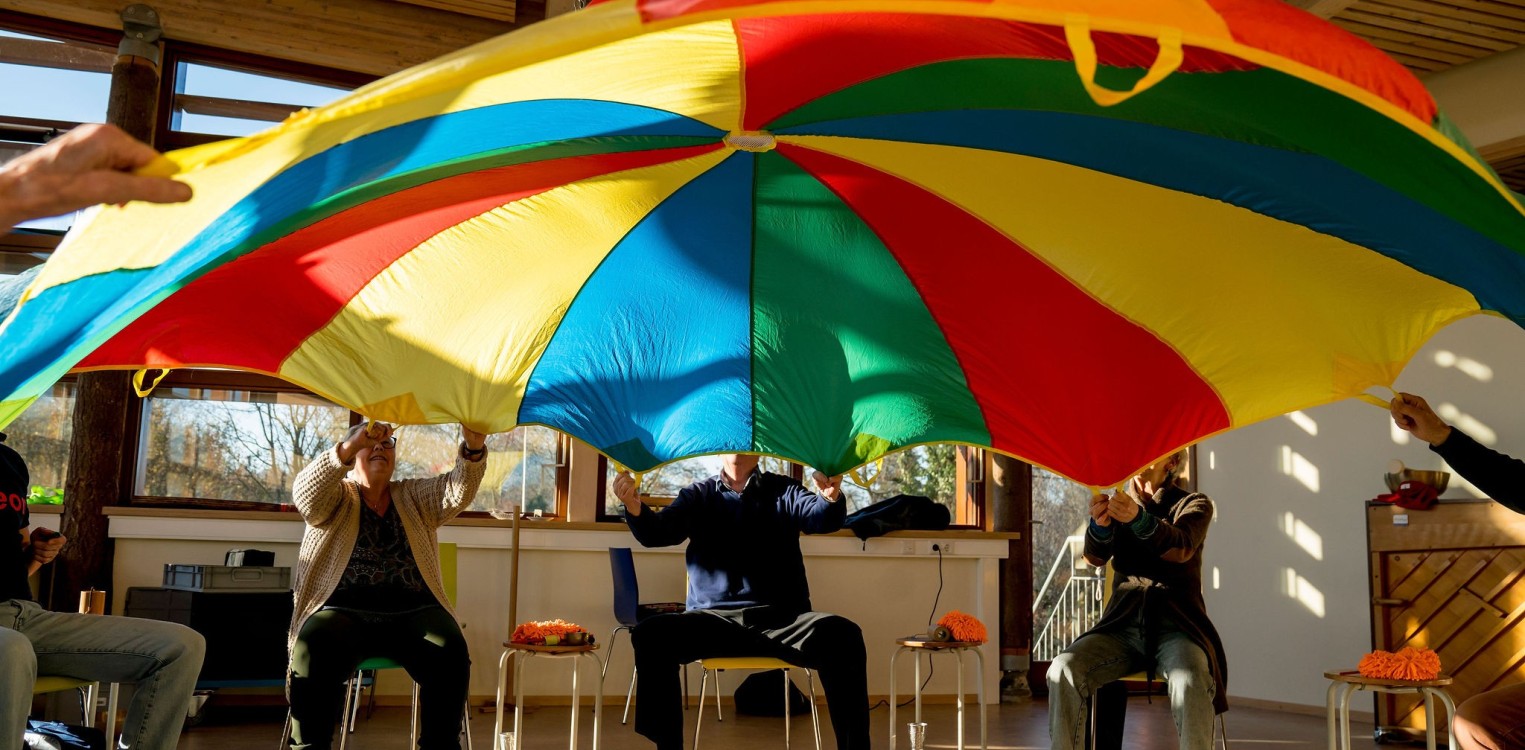 Muziek en beweging bij Alzheimer Trefpunt Lochem