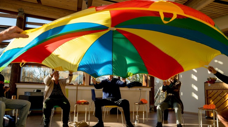 Muziek en beweging bij Alzheimer Trefpunt Lochem