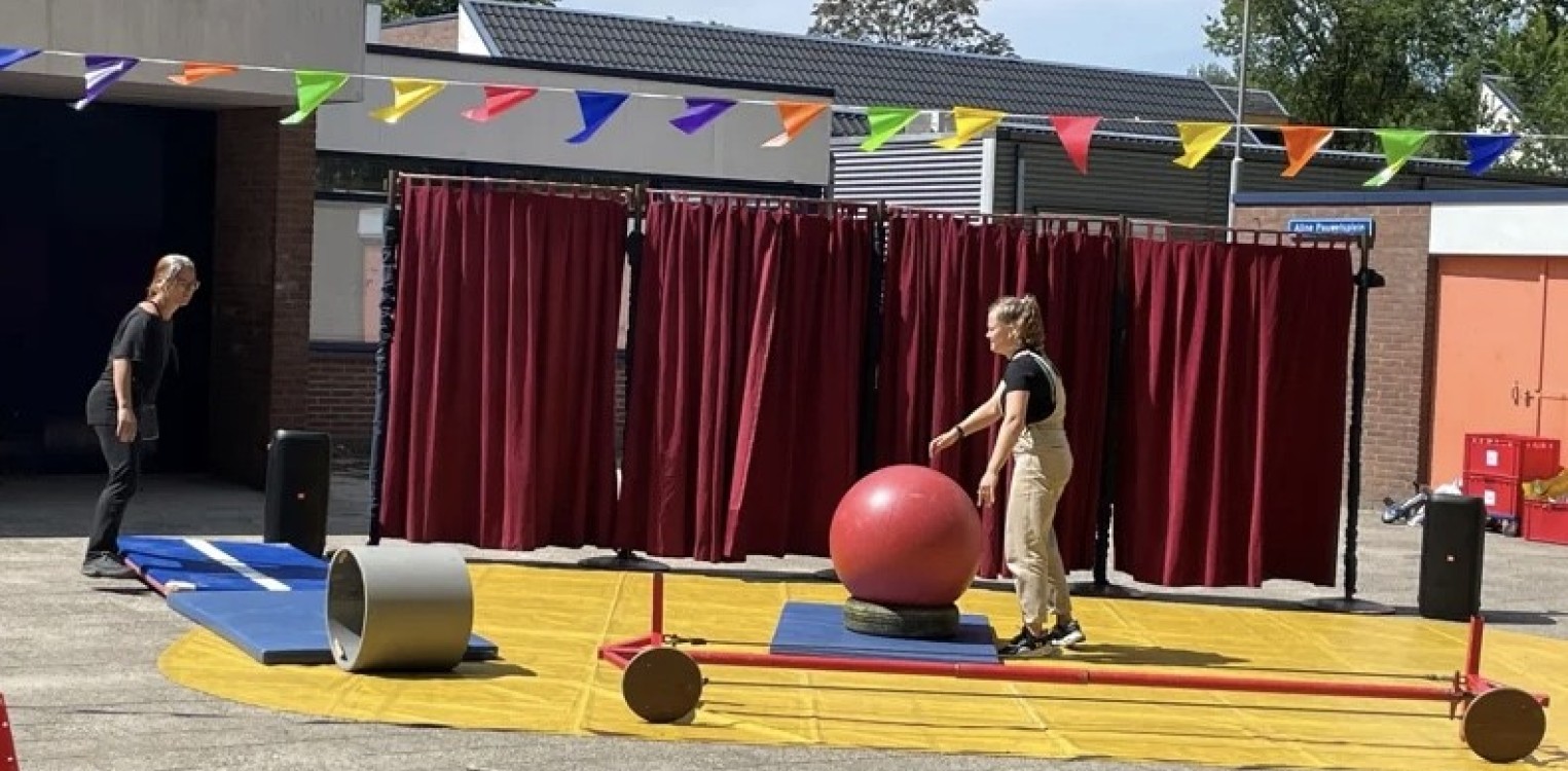 Zomerspektakel bij Kinderopvang Avonturijn werd een dag vol circusplezier