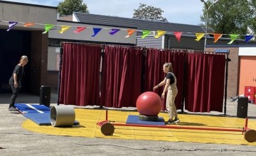 Zomerspektakel bij Kinderopvang Avonturijn werd een dag vol circusplezier