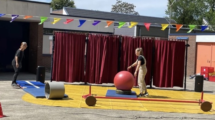 Zomerspektakel bij Kinderopvang Avonturijn werd een dag vol circusplezier