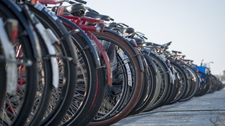 Strengere regels voor fietsparkeren bij station Lochem