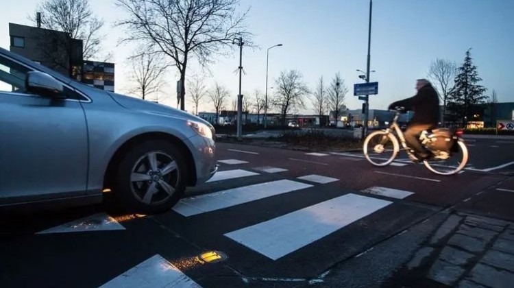 Slimme signalering helpt fietsers bij veilig oversteken