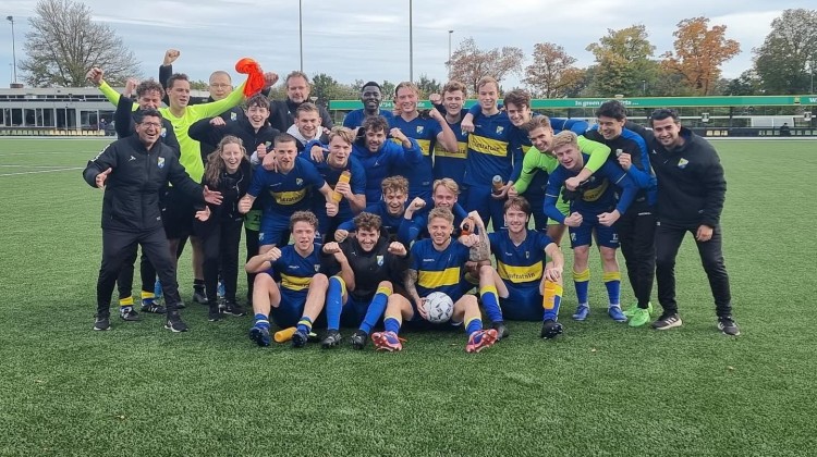 Hattrick bij SP Lochem. Dit zijn de uitslagen van amateur voetballend gemeente Lochem