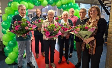 Jubilarissen in het zonnetje gezet bij De Hoge Weide