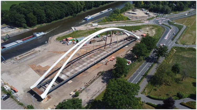 Invaren Nettelhorsterbrug Lochem via webcam te volgen