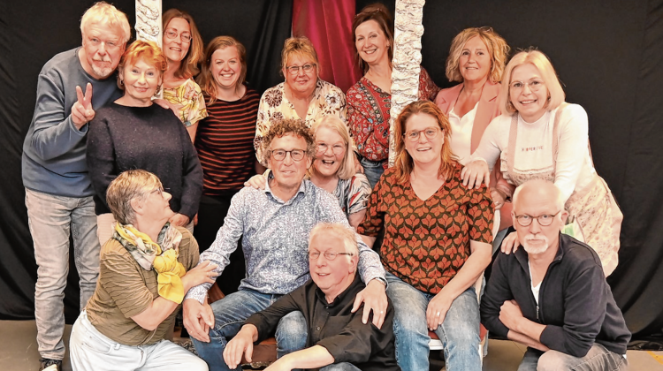 Jubileumvoorstelling “Bedt & Bubbels” van Toneelvereniging ONA