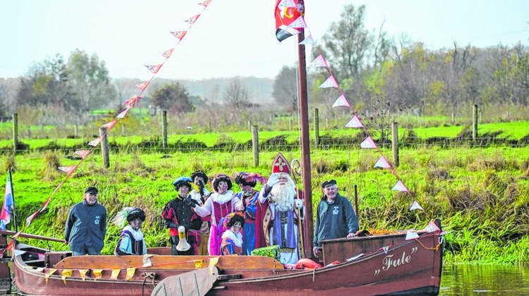 Berkelzomp brengt  Sinterklaas weer naar  Almen