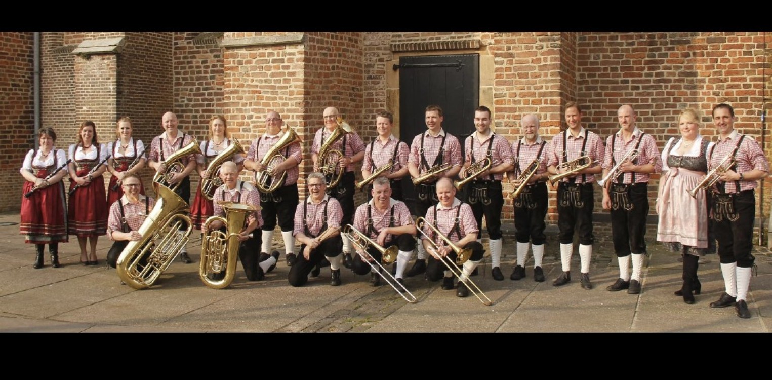 De Bargkapel uit Barchem geeft gezamenlijk met De Berkelzangers uit Borculo een concert bij De Olde Mölle in Neede