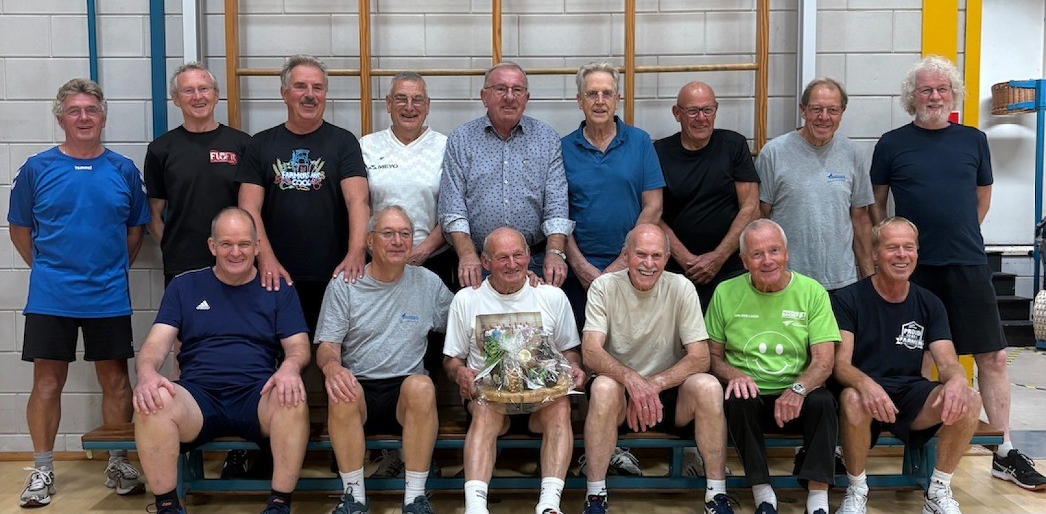 Gerrit geeft al 40 jaar leiding bij DOS Barchem