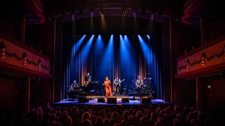 Fay Claassen brengt ‘Fay Sings Barbra Streisand’ naar Schouwburg Lochem