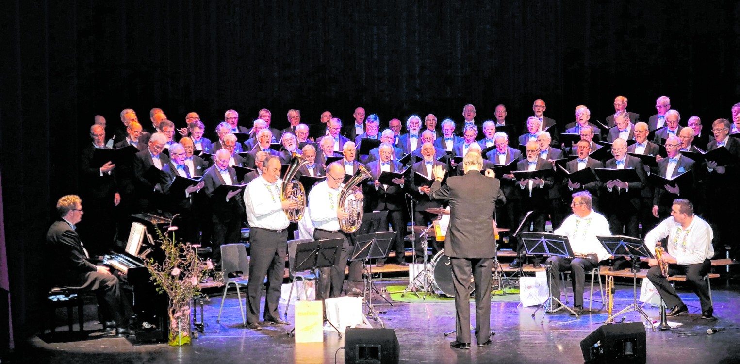 90 jaar Lochems Mannenkoor –  jubileumconcert in de Gudulakerk