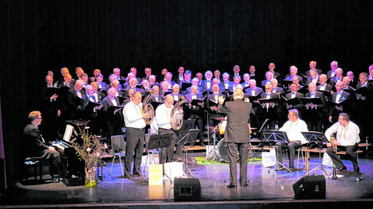 90 jaar Lochems Mannenkoor –  jubileumconcert in de Gudulakerk