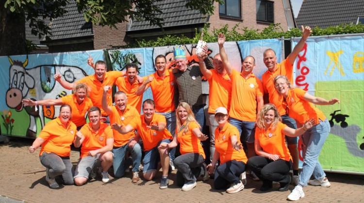 Geslaagd Harfsens Feest 'Op de Camping'