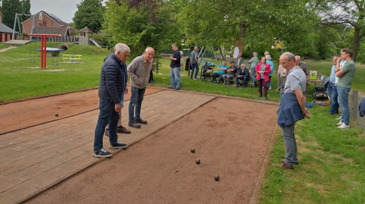 Jeu de boules terug in de Spijkwijk
