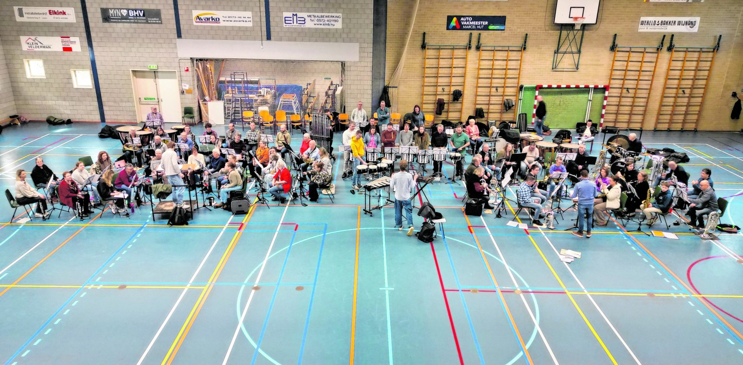 Muziekverenigingen gaan de strijd aan in uniek concert  ‘Royal Noabers’