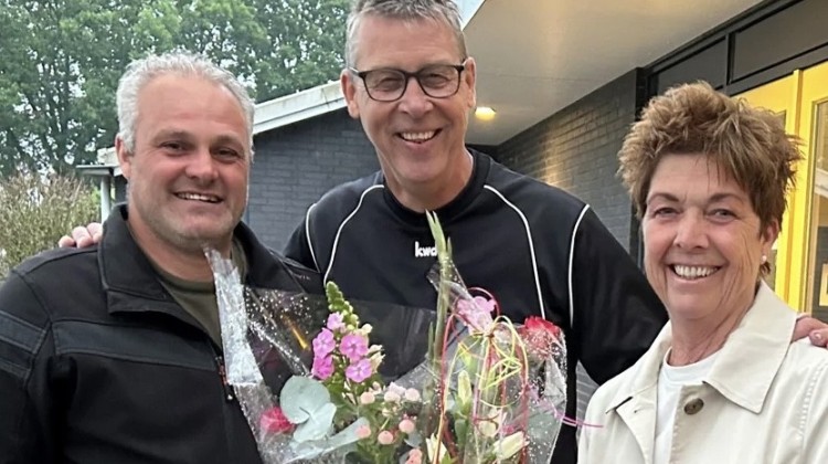 Oud-Larenaar Jan Ligtenberg stopt na 35 jaar als clubtrainer