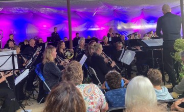 Muziekvereniging Juliana sluit jubileumjaar af met concert in de schuur van ‘t Nieuwe Spitholt