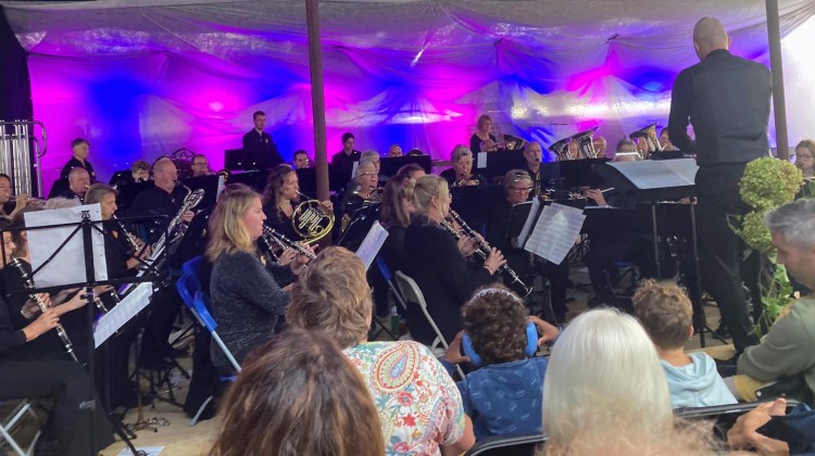 Muziekvereniging Juliana sluit jubileumjaar af met concert in de schuur van ‘t Nieuwe Spitholt