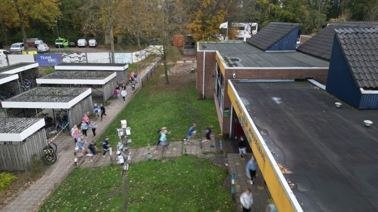 Drie Larense scholen halen gezamenlijk ruim €12.500 op tijdens sponsorloop