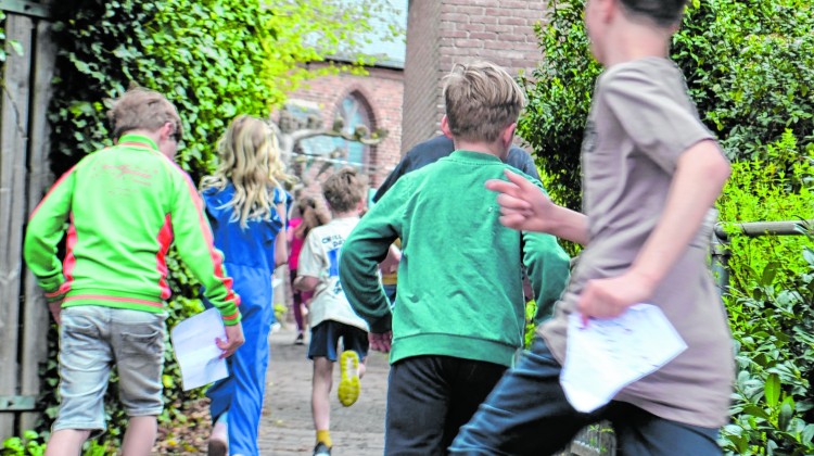 Geslaagde sponsorloop leerlingen Julianaschool Almen
