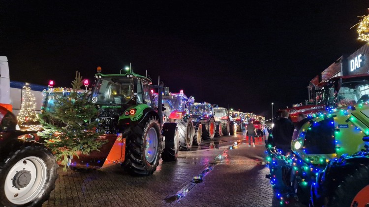 Trekkers brengen voor het vijfde jaar verlichting met kerst