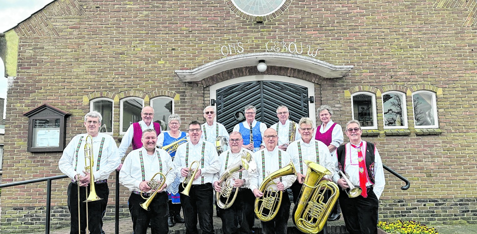 Gezamenlijk concert van Larenka en De Optimisten