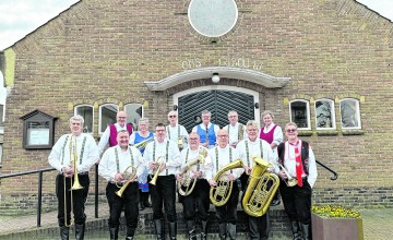 Gezamenlijk concert van Larenka en De Optimisten