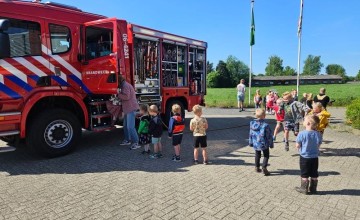 Brandweer Laren geeft kijkje achter de schermen aan basisschoolleerlingen