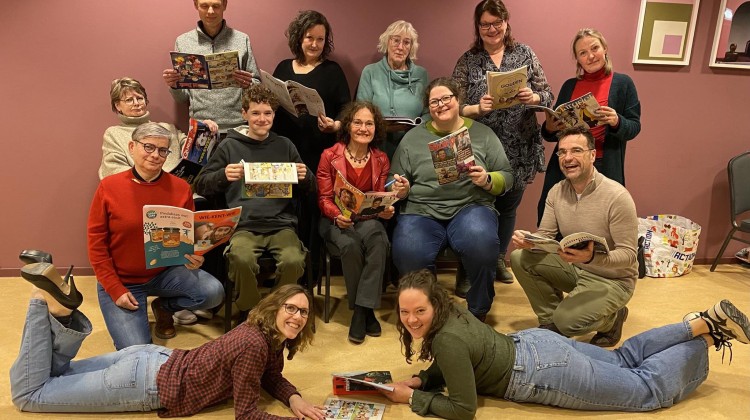 Toneelvereniging NIO speelt komische klucht ‘Actie op de Redactie’ in Dorpshuis het Hart