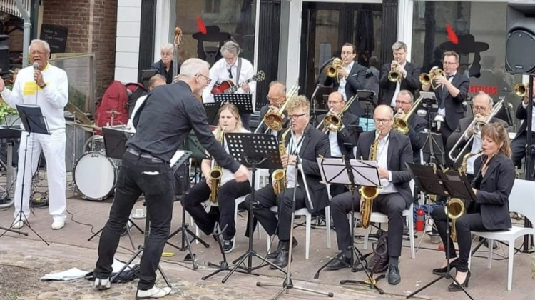 Big Band Straight Ahead terug met ‘Back to Music’