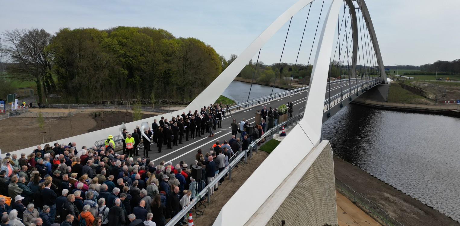 Nettelhorsterbrug officieel geopend in Lochem