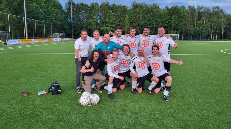 Witkampers mannen 35+3 kampioen