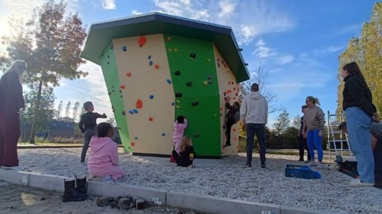 Boulderblok bij gemeentehuis Lochem wordt al volop gebruikt