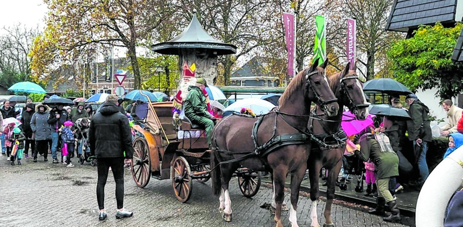 Van Texel naar Laren: Sinterklaas komt dit jaar eerder naar ons dorp