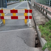 Eefdese Brug per direct afgesloten door zinkgat