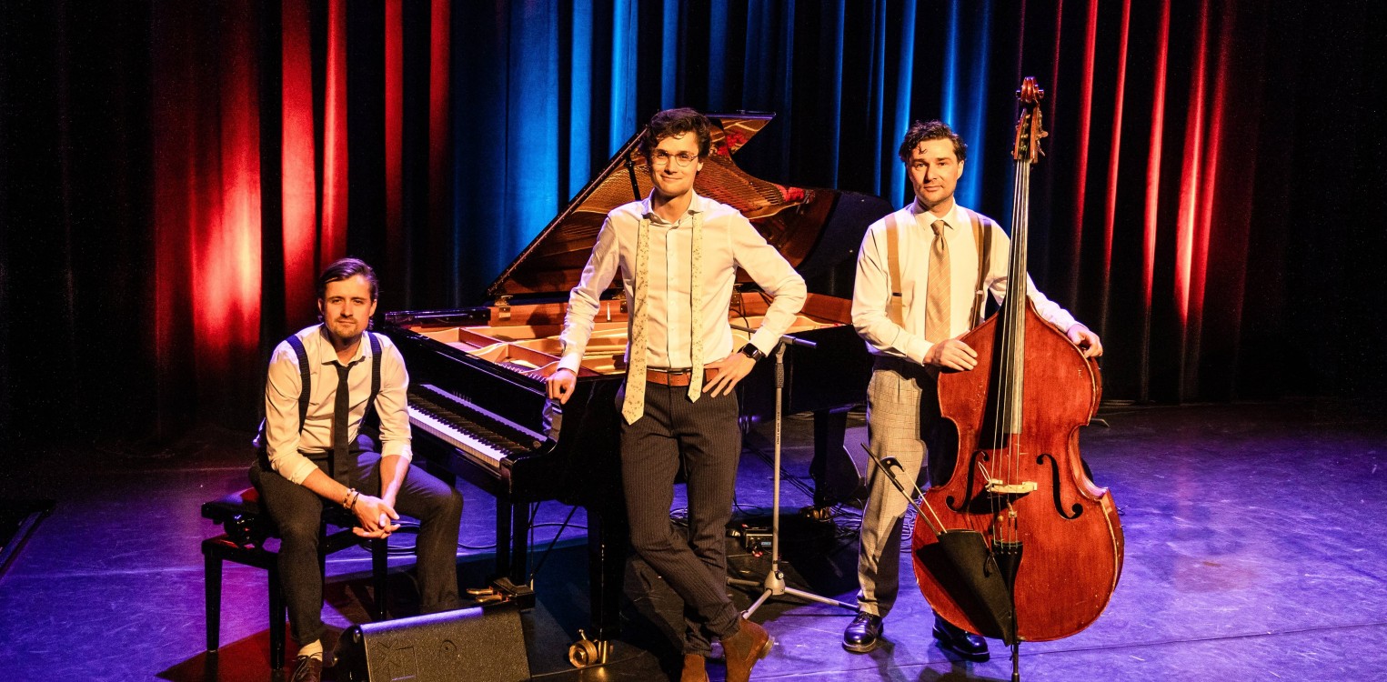 Dennis van Aarssen met ‘Close to You’ in Schouwburg Lochem