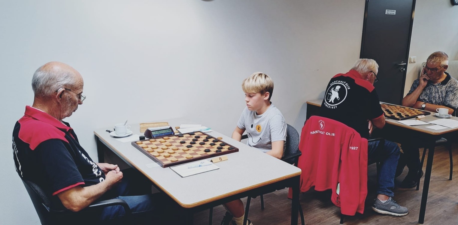 Sterk debuut van 11-jarige Rodin Smit in hoofdmacht DEZ