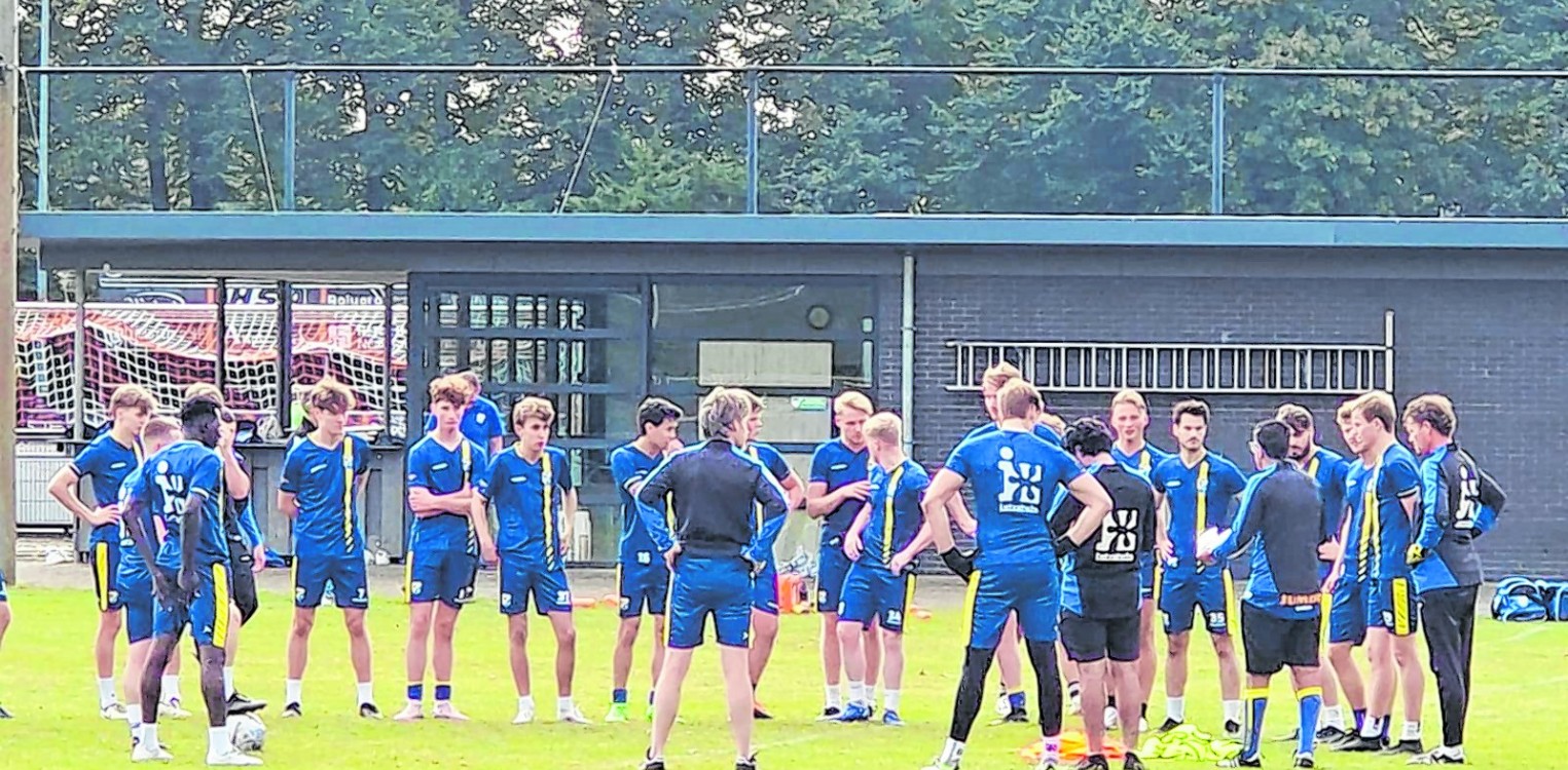 Een kijkje bij de start van het voetbalseizoen met Yousef Kora, assistent trainer SP Lochem 1e Elftal