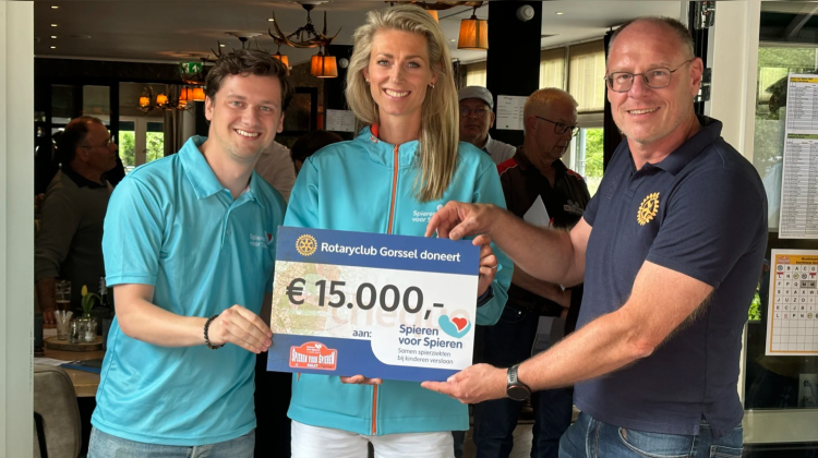 Spieren voor Spieren Rally groot succes met cheque van 15.000 euro