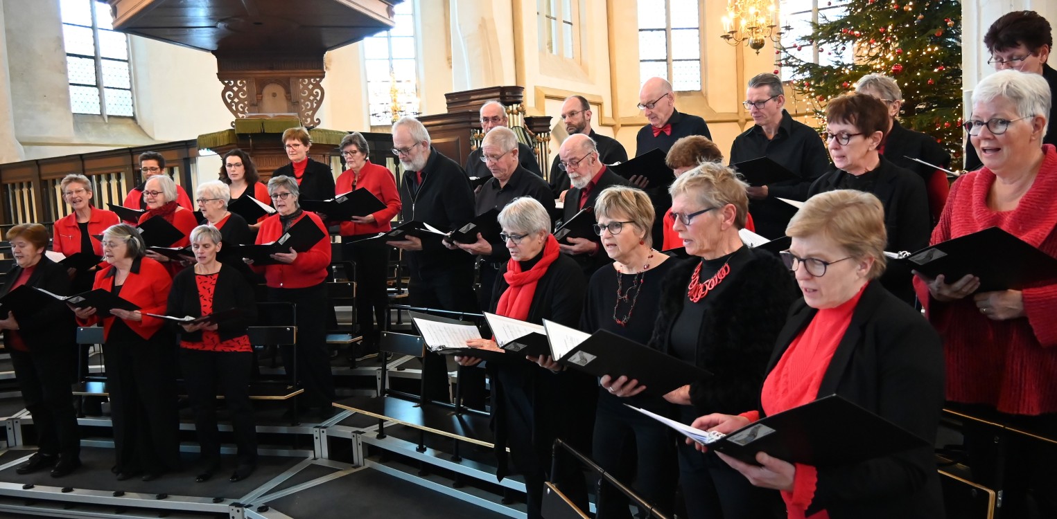 Sfeervol 59ste KorenKerstconcert in Gudulakerk Lochem