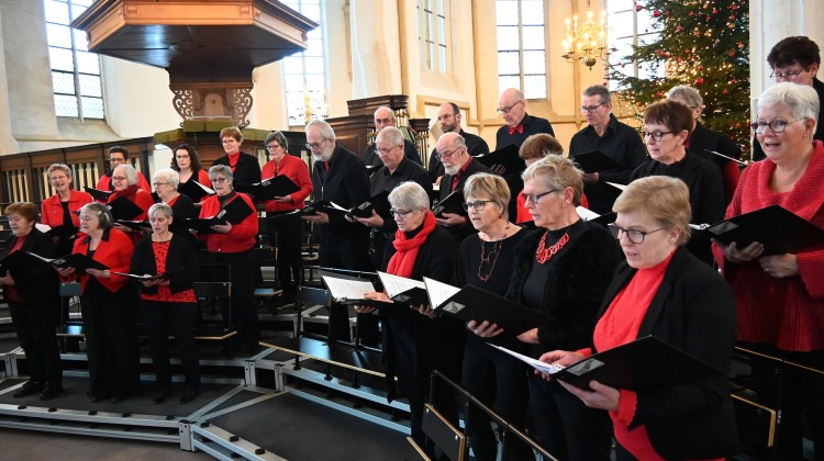 Sfeervol 59ste KorenKerstconcert in Gudulakerk Lochem