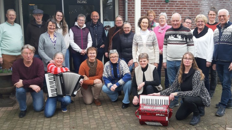 Accordeonorkest brengt Bach tot leven tijdens Bachweken in Laren