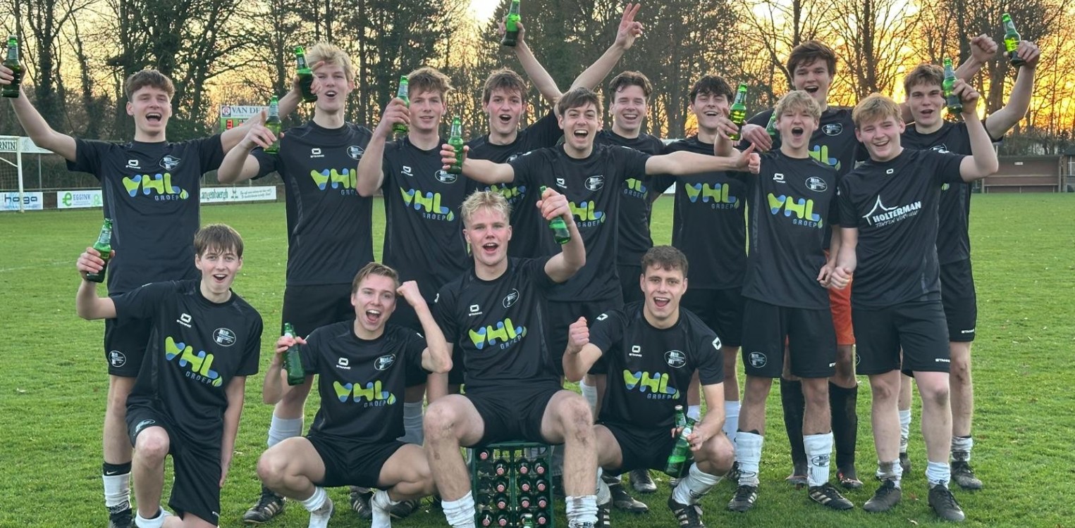 Witkampers JO19-1 en JO17-1 kampioen