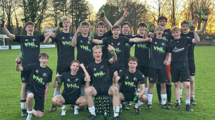 Witkampers JO19-1 en JO17-1 kampioen