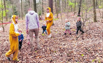 Eieren zoeken op de Kale Berg tijdens Palmpasen