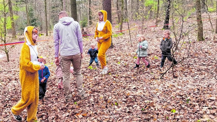 Eieren zoeken op de Kale Berg tijdens Palmpasen
